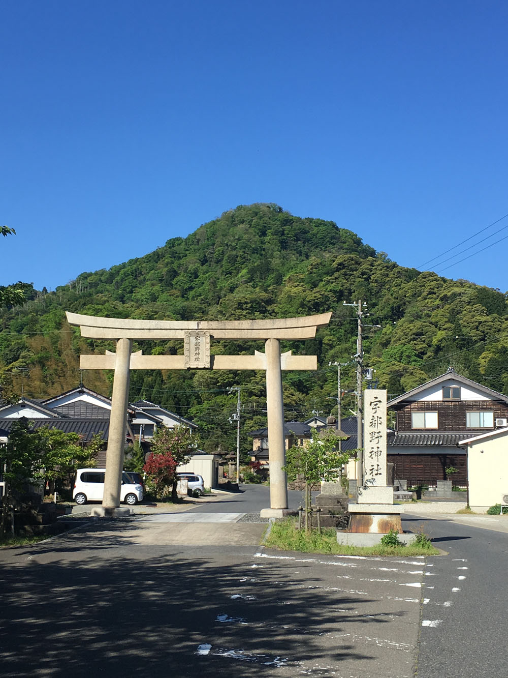 宇都野神社大鳥居